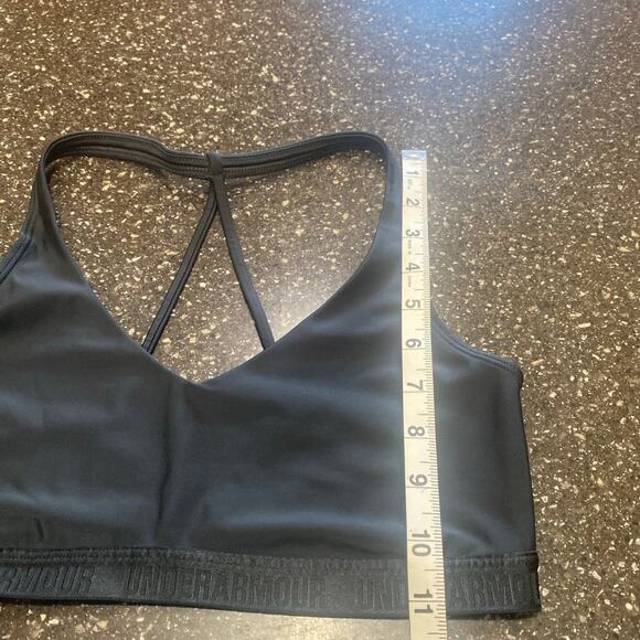 Black Under Armour Sports bra. - Picture 3 of 4